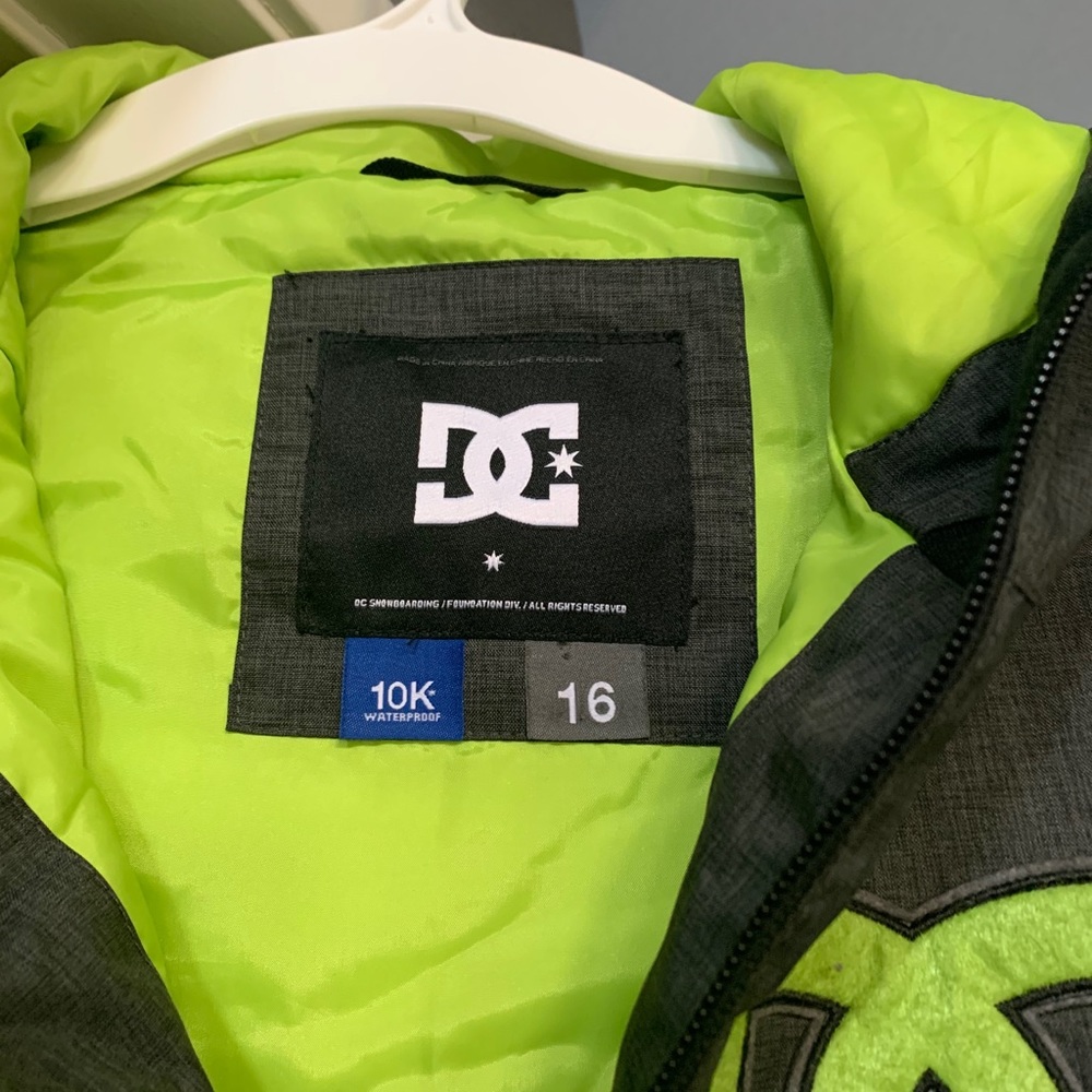 DC ski jacket - Picture 2 of 2